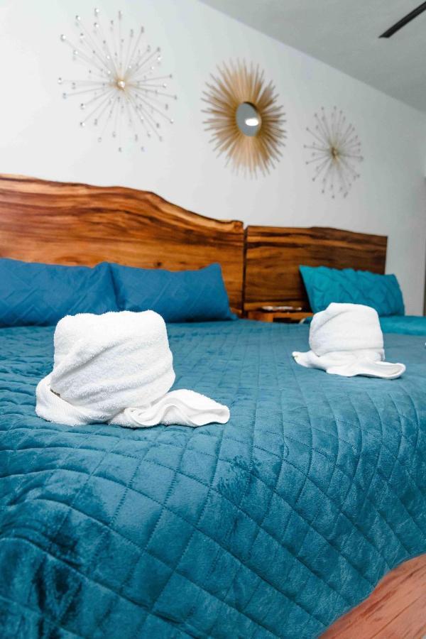 Hotel Naomi City Center 바칼라르 외부 사진